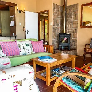  Holiday home Family & Pet Friendly Beach House, Kommetjie